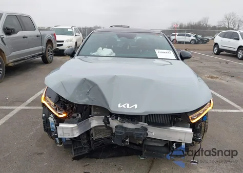 2023 Kia K5 Gt-Line z USA, uszkodzony, nr VIN 5XXG64J25PG221963